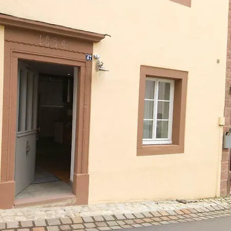 Living In History - Modern Country Apartment Dudeldorf
